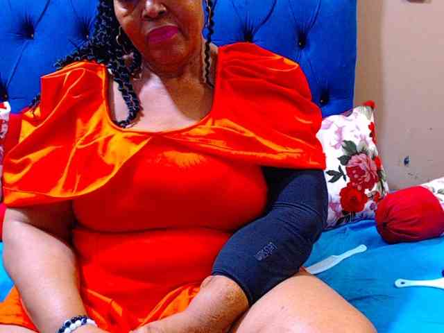 Ebonycandy10 webcam