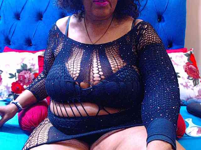 Ebonycandy10 webcam