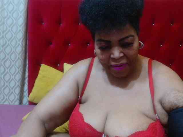 Ebonycandy10 webcam