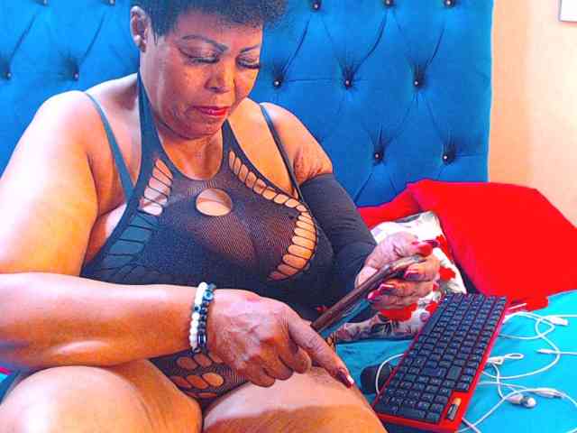 Ebonycandy10 Ebonycandy10