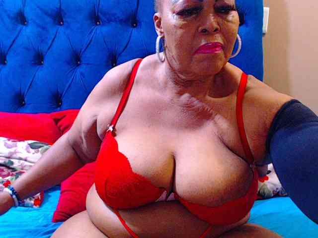 Ebonycandy10 webcam