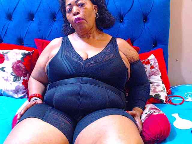 Ebonycandy10 webcam