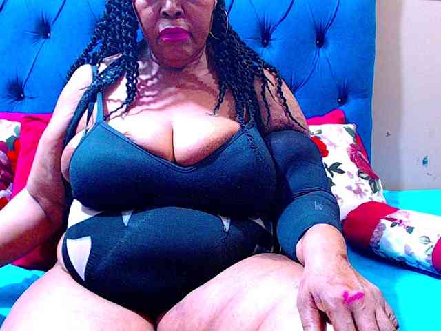 Ebonycandy10 webcam