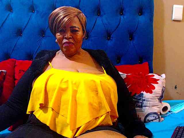 Ebonycandy10 webcam