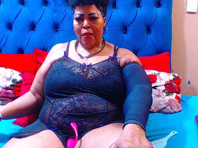 Ebonycandy10 webcam