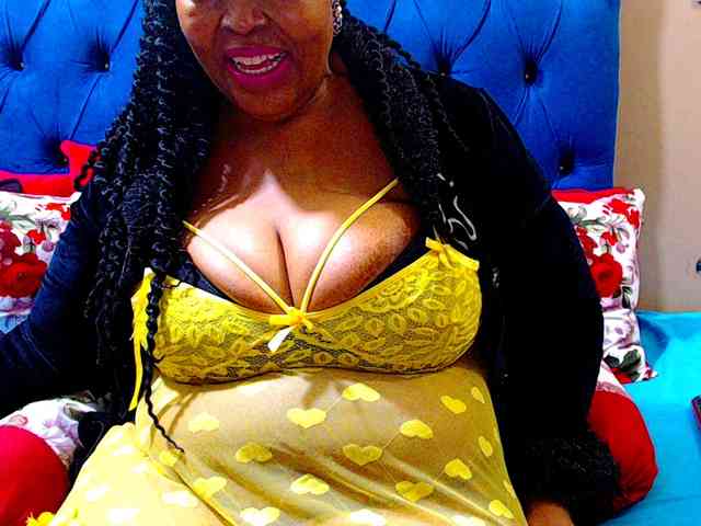 Ebonycandy10 webcam