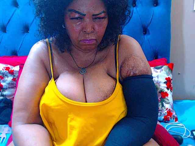 Ebonycandy10 webcam