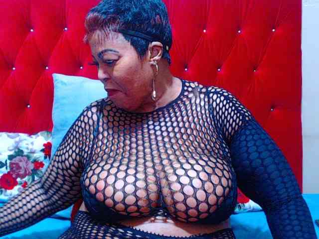 Ebonycandy10 Ebonycandy10