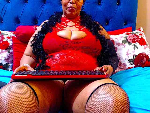 Ebonycandy10 webcam