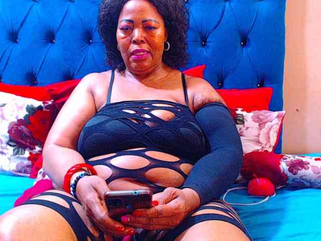 Ebonycandy10 webcam