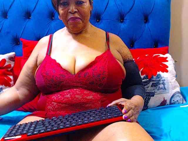 Ebonycandy10