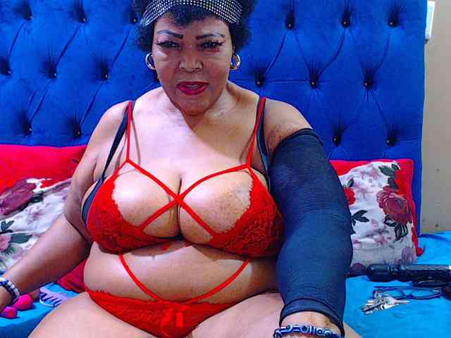 Ebonycandy10 webcam