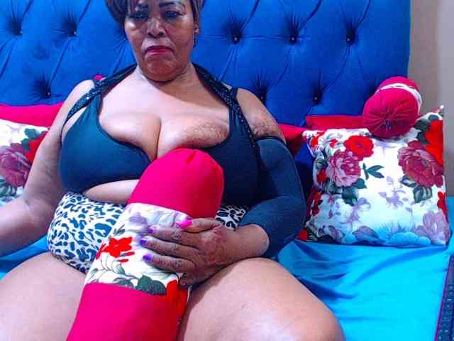 Ebonycandy10 webcam