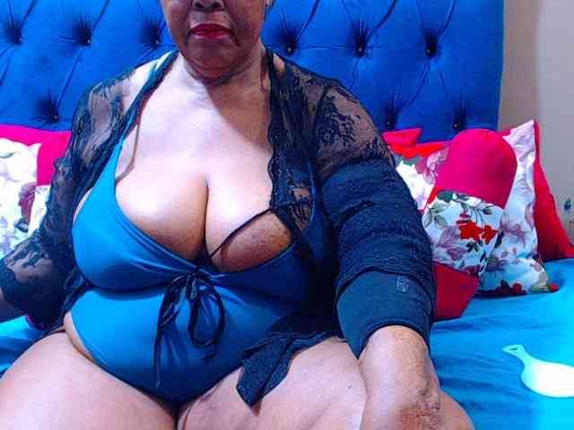 Ebonycandy10 webcam