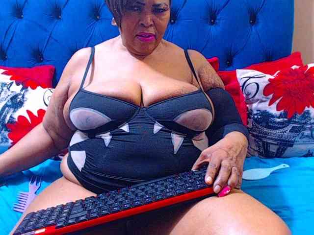 Ebonycandy10 webcam
