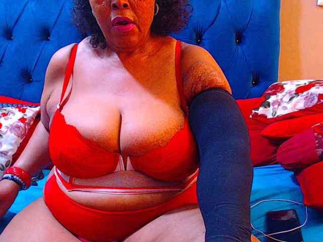 Ebonycandy10 webcam