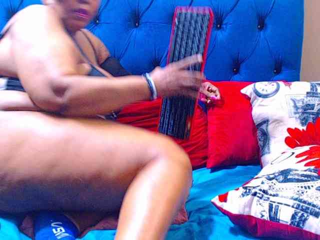 Ebonycandy10 webcam