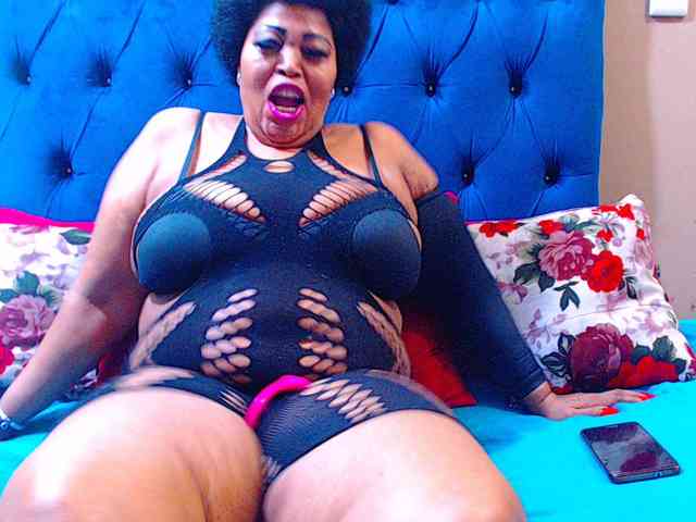 Ebonycandy10 webcam