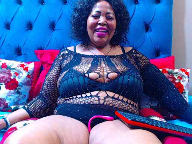 Ebonycandy10 webcam