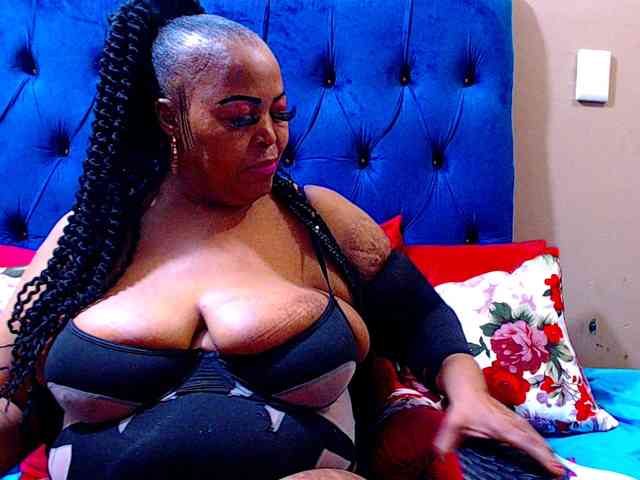 Ebonycandy10 webcam