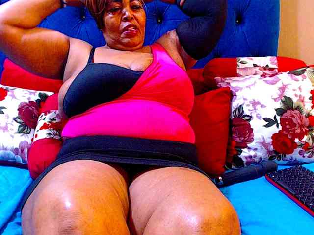 Ebonycandy10 webcam