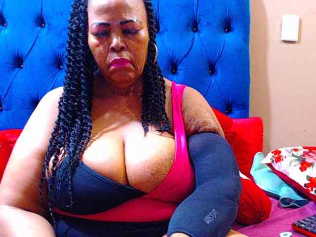 Ebonycandy10 webcam