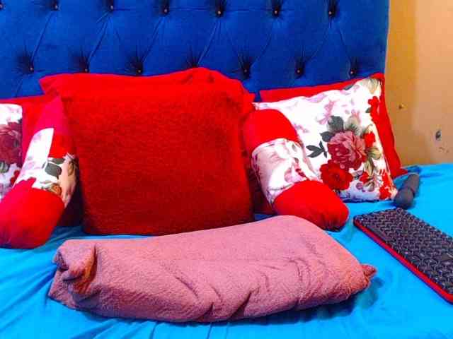 Ebonycandy10 webcam