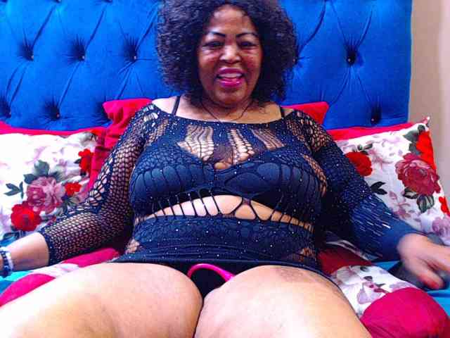 Ebonycandy10 webcam