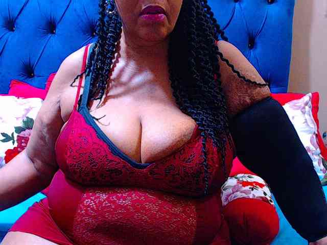 Ebonycandy10 webcam