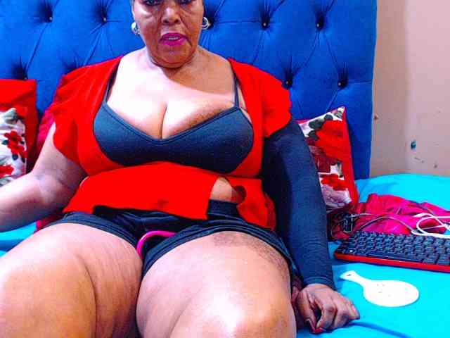 Ebonycandy10 webcam