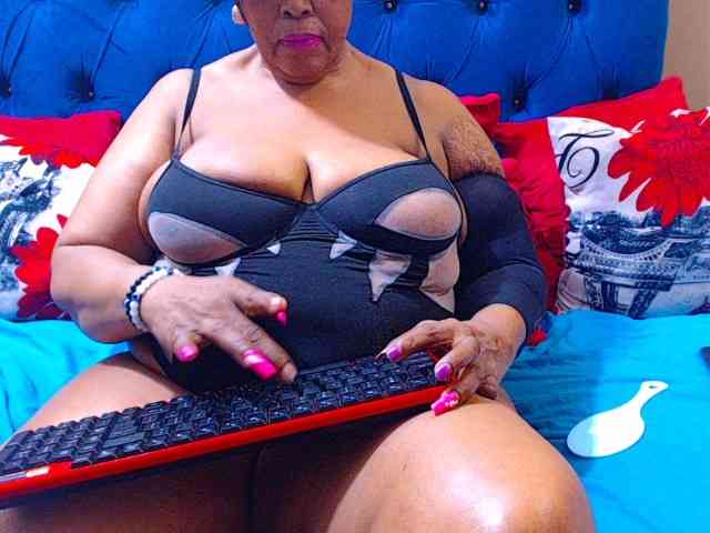 Ebonycandy10
