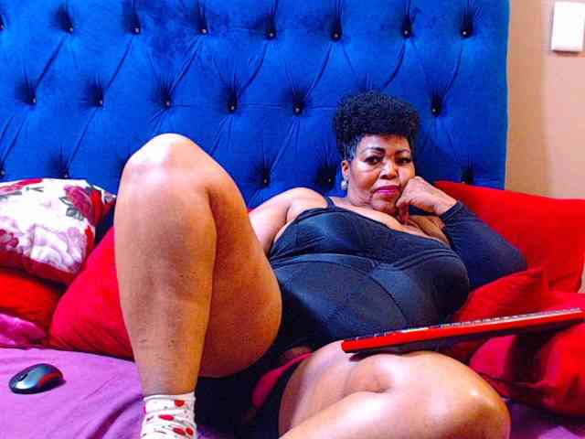 Ebonycandy10 webcam