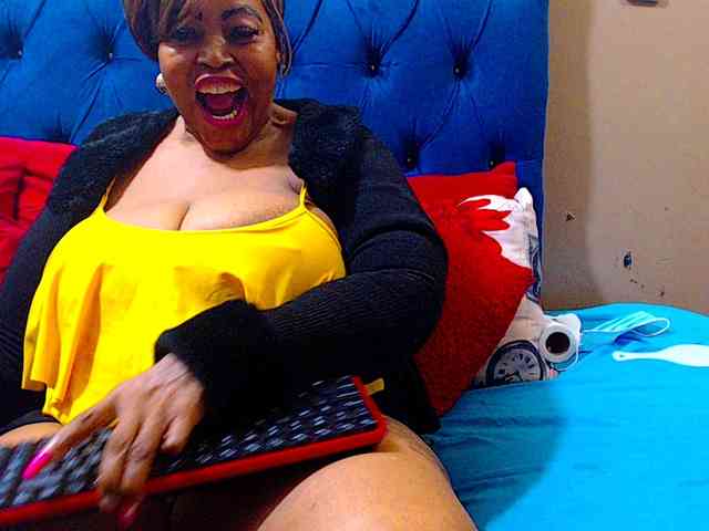 Ebonycandy10 webcam