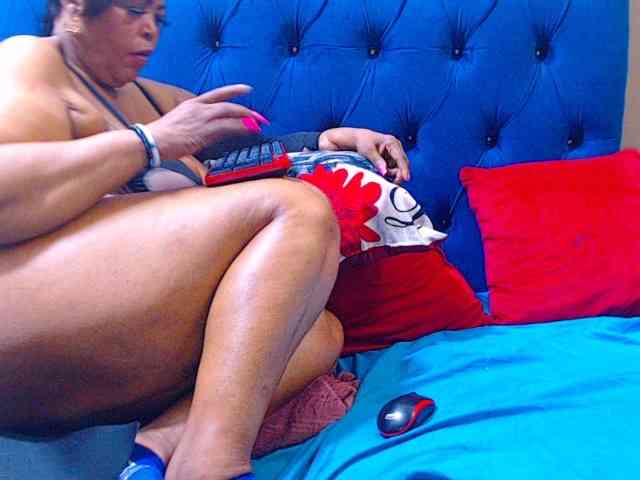 Ebonycandy10