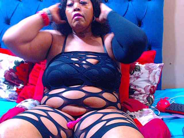 Ebonycandy10 webcam
