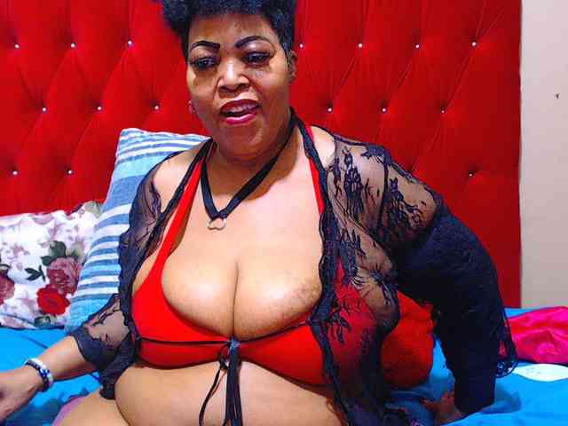 Ebonycandy10 webcam