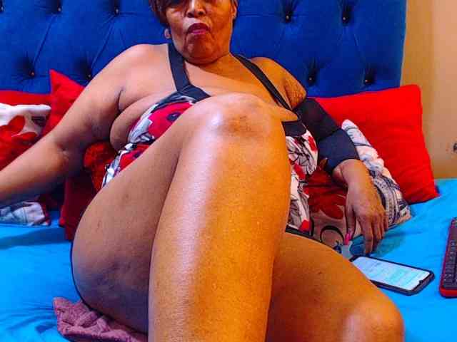 Ebonycandy10 webcam