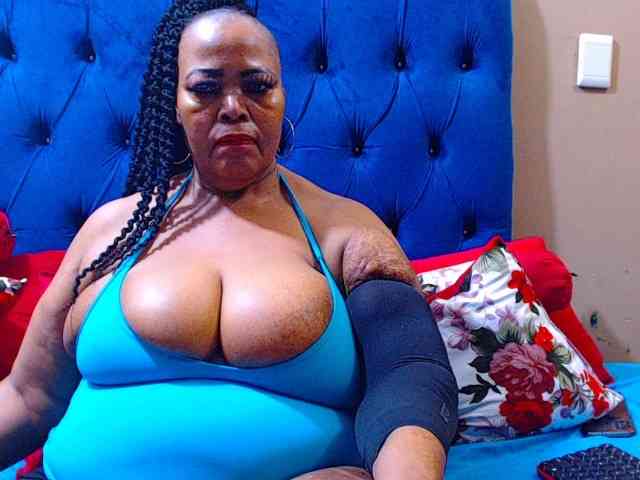 Ebonycandy10 webcam