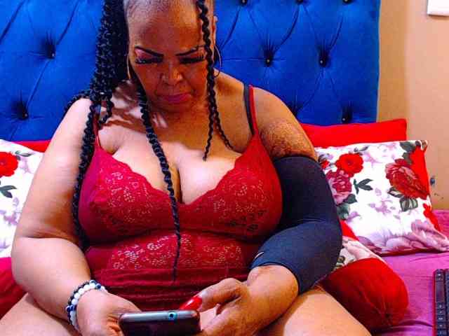Ebonycandy10 webcam