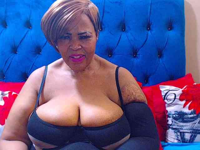 Ebonycandy10