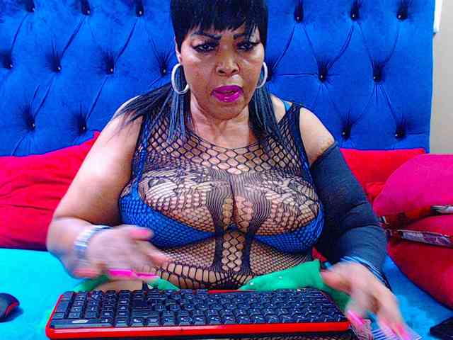 Ebonycandy10 Ebonycandy10