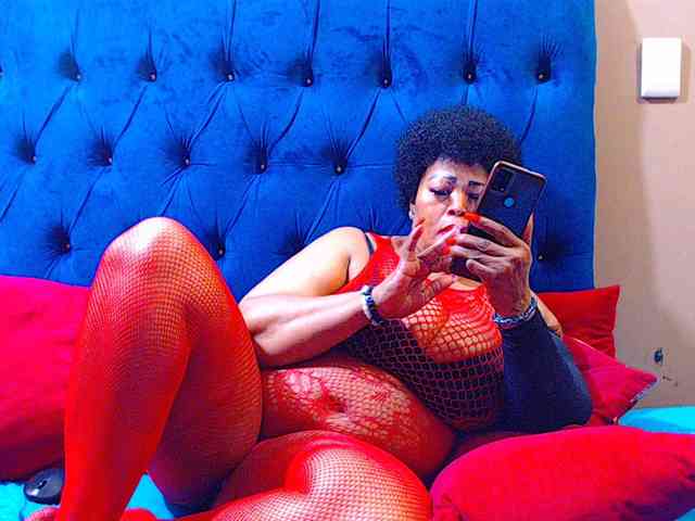 Ebonycandy10 webcam