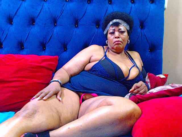 Ebonycandy10 Live Webcam on BongaCams