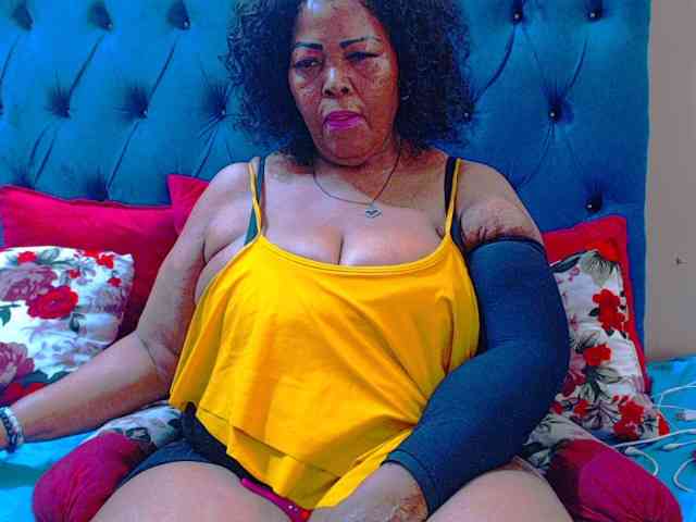 Ebonycandy10 webcam