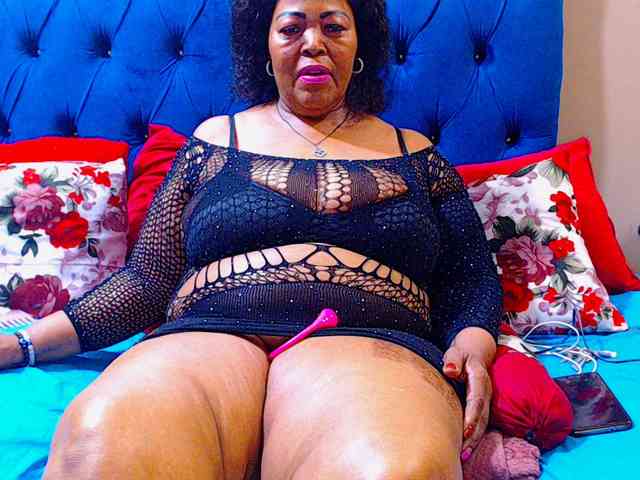 Ebonycandy10 webcam