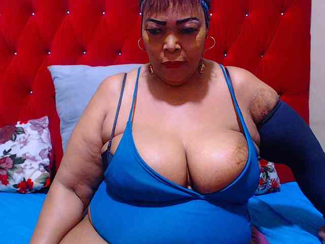 Ebonycandy10 webcam