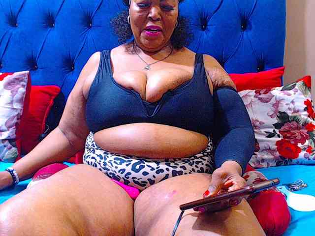 Ebonycandy10 webcam