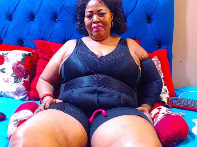 Ebonycandy10 webcam