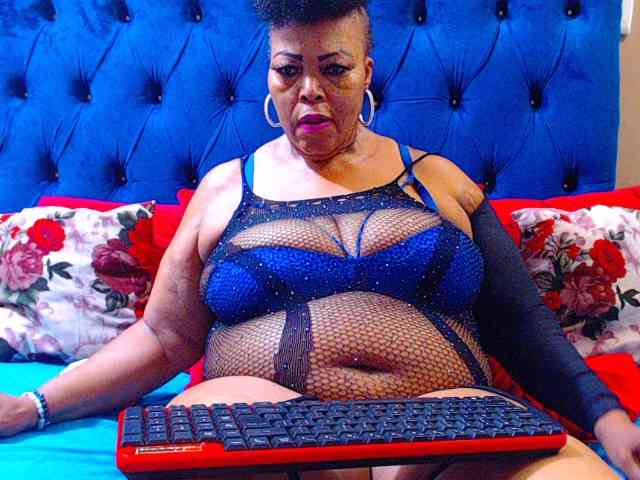 Ebonycandy10 webcam