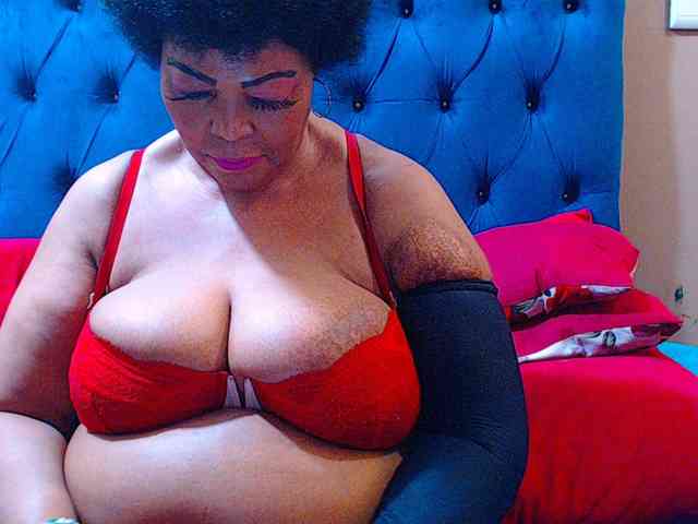 Ebonycandy10 webcam
